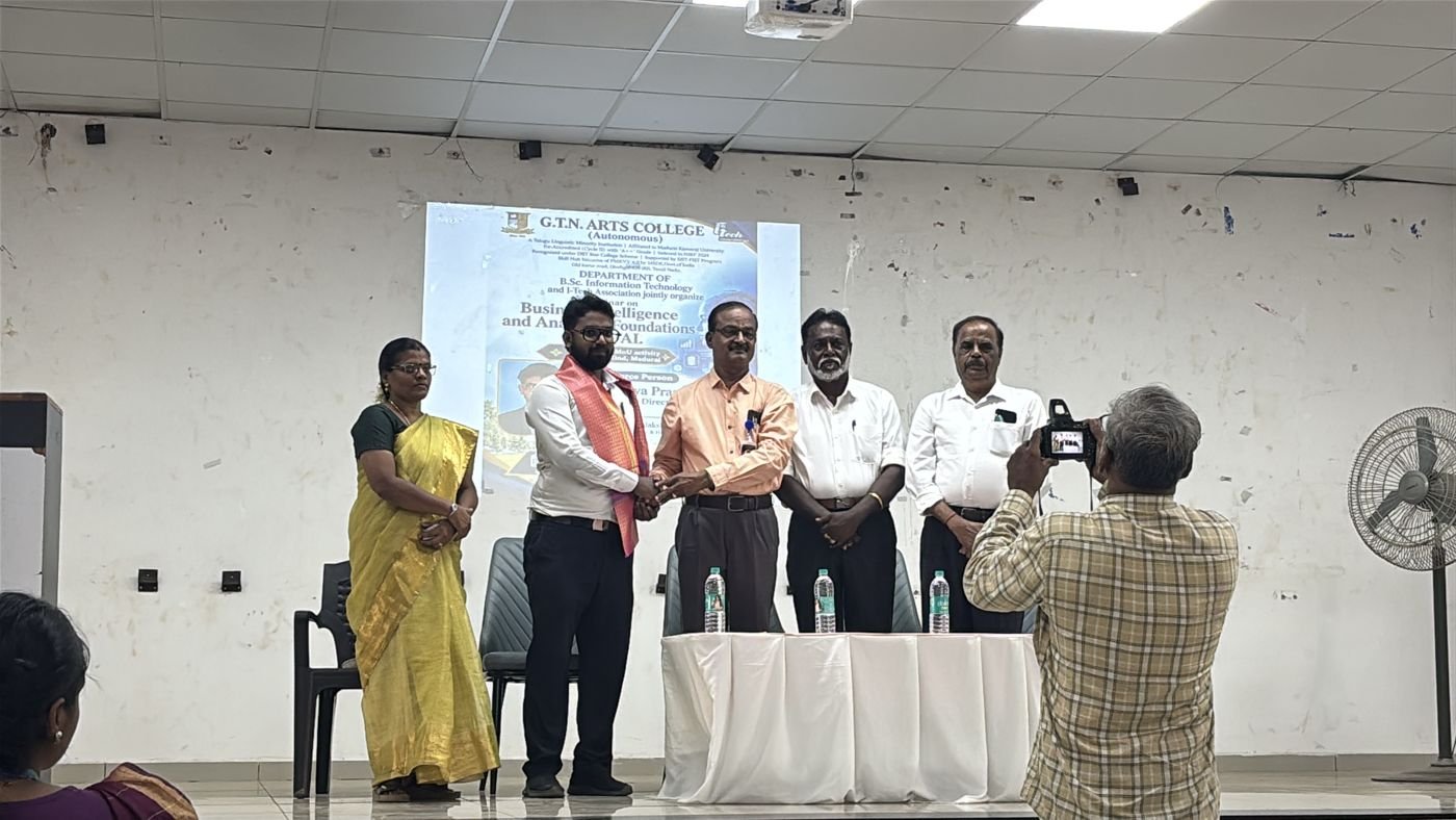 Certificate ceremony at a partner college